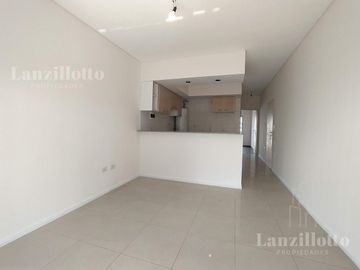 Departamento 2 ambientes en alquiler en Lanús Este