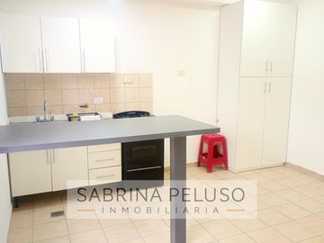 ALQUILER Departamento 2 amb. EN PLANTA BAJA-Moreno LADO SUR