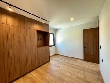 Hermosa casa en Venta en Altozano