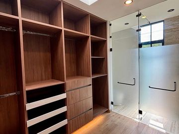 Hermosa casa en Venta en Altozano