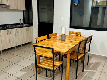 Departamento SEMI-AMUEBLADO en renta en Misión Montejo, Querétaro