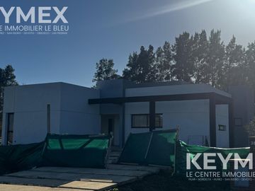 Venta de Casa a terminar en Barrio Los Cardales sobre lote de 1100m2