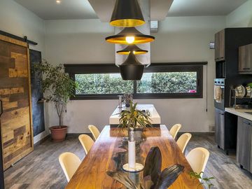 EXCELENTE CASA EN EL EXCLUSIVO BARRIO PORTAL DE VISTALBA