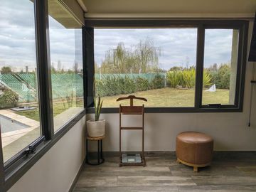EXCELENTE CASA EN EL EXCLUSIVO BARRIO PORTAL DE VISTALBA
