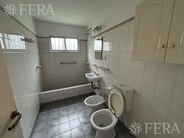 Alquiler de Departamento 4 ambientes en Wilde