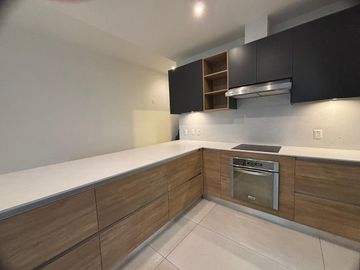 DEPARTAMENTO EN RENTA EN TORRE WEST VALLE PONIENTE