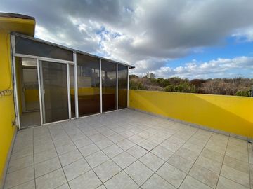 Casa en venta - Zona dorada