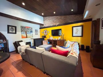 Casa en Venta en La Gloria, Tijuana | 1 Planta | 3 Recámaras | 514 m² de Terreno