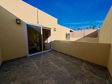 CASA EN VENTA EN PRIVADA  EN PLAYAS DE TIJUANA - LA PERLA RESIDENCIAL