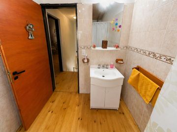 Casa Las lomitas, lote amplio, Lomas de Zamora, multifamiliar 2 viviendas MB estado