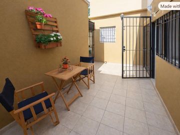 Casa Las lomitas, lote amplio, Lomas de Zamora, multifamiliar 2 viviendas MB estado
