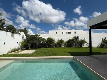 Casa (32) en Venta en Privada Moravia, Temozón Norte