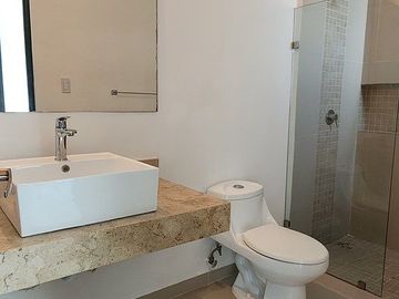 Renta casa En Montes de Amé 3 Recamaras con piscina