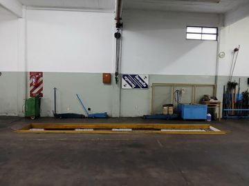 Alquiler local Taller Mecánico en El Palomar