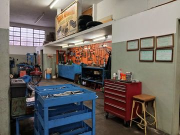Alquiler local Taller Mecánico en El Palomar