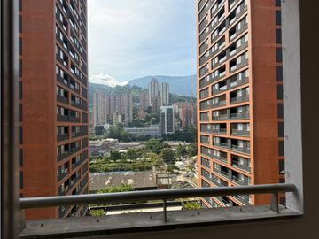EN ARRIENDO APARTAMENTO EN EL POBLADO MEDELLN COLOMBIA