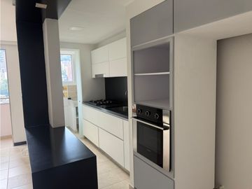 EN ARRIENDO APARTAMENTO EN EL POBLADO MEDELLN COLOMBIA