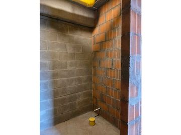 Vendo apto Urbanización Atlántica, sector fabricato, en obra Gris