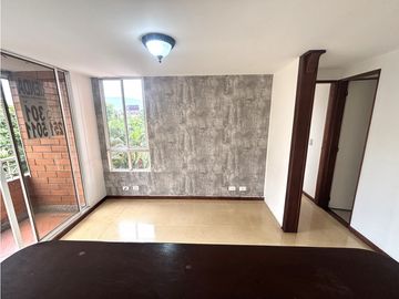 ARRIENDO APARTAESTUDIO EN POBLADO - PATIO BONITO