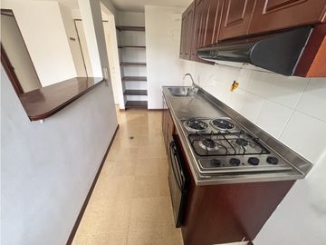 ARRIENDO APARTAESTUDIO EN POBLADO - PATIO BONITO