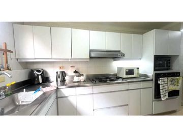 VENTA DE APARTAMENTO DUPLEX EN EL POBLADO POR LA CLINICA MEDELLN