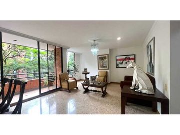 VENTA DE APARTAMENTO DUPLEX EN EL POBLADO POR LA CLINICA MEDELLN