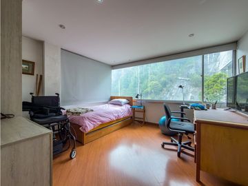 Apartamento en venta con vista a los cerros en Chicó Alto, Bogotá