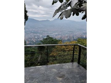 Casa en arriendo Las Palmas, Medellín