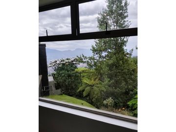 Casa en arriendo Las Palmas, Medellín
