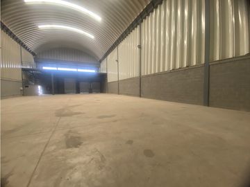 VENTA DE BODEGA EN LA CIRCUNVALAR - BARRANQUILLA