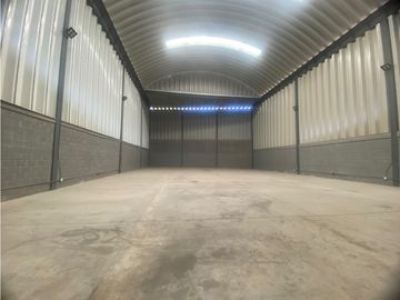 VENTA DE BODEGA EN LA CIRCUNVALAR - BARRANQUILLA