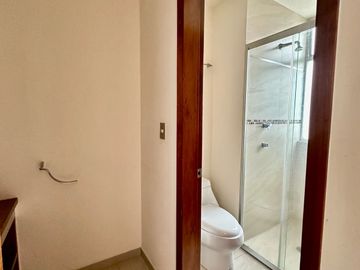CASA EN VENTA EN SAN MATEO ATENCO,  EN PRIVADA CON SALIDA RÁPIDA A CD.MX