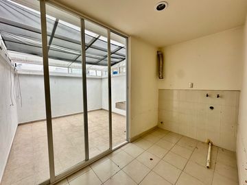 CASA EN VENTA EN SAN MATEO ATENCO,  EN PRIVADA CON SALIDA RÁPIDA A CD.MX