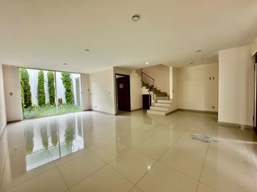 CASA EN VENTA EN SAN MATEO ATENCO,  EN PRIVADA CON SALIDA RÁPIDA A CD.MX