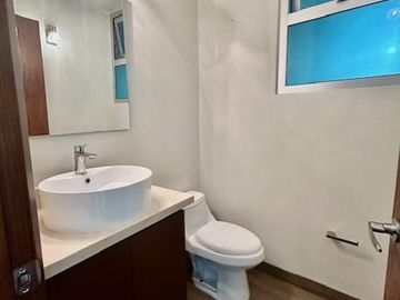 DEPARTAMENTO EN VENTA EN METEPEC, EN PLANTA BAJA,  CERCA DE ESTACION DE TREN