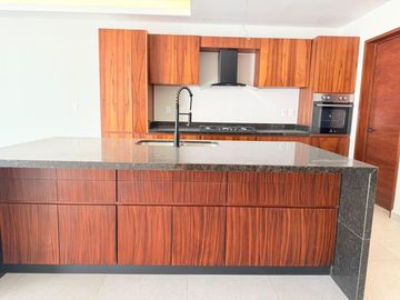 Casa En Venta En Residencial Vía Cumbres