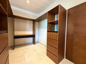 Casa En Venta En Residencial Vía Cumbres