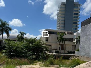 Terreno en Puerto Cancún
