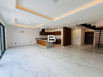 Casa en Residencial Río
