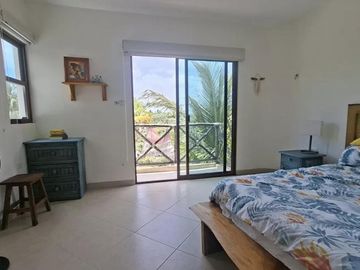 EN VENTA DEPARTAMENTO EN CHICXULUB, AMUEBLADO, 1 CUADRA DEL MAR