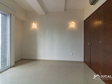 Departamento en renta en Puerta Real, Valle Real, Zapopan Jal