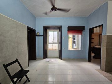 CASA EN VENTA MERIDA, CENTRO CERCA DE PASEO MONTEJO, ENTREGA INMEDIATA.
