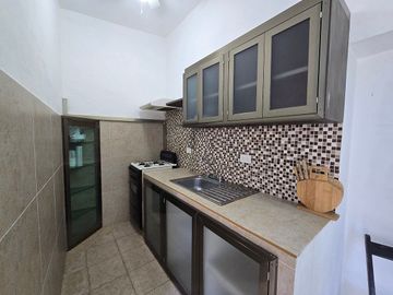 CASA EN VENTA MERIDA, CENTRO CERCA DE PASEO MONTEJO, ENTREGA INMEDIATA.