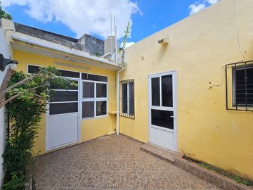CASA EN VENTA MERIDA, CENTRO CERCA DE PASEO MONTEJO, ENTREGA INMEDIATA.