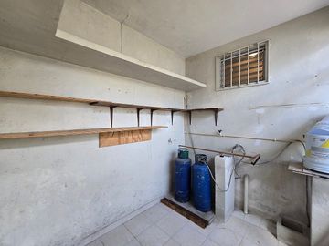 CASA EN VENTA MERIDA, CENTRO CERCA DE PASEO MONTEJO, ENTREGA INMEDIATA.