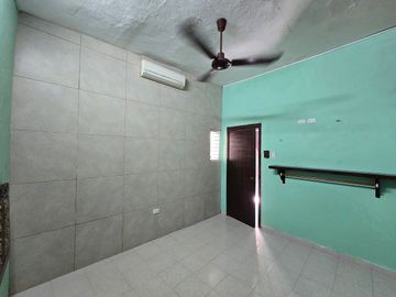 CASA EN VENTA MERIDA, CENTRO CERCA DE PASEO MONTEJO, ENTREGA INMEDIATA.