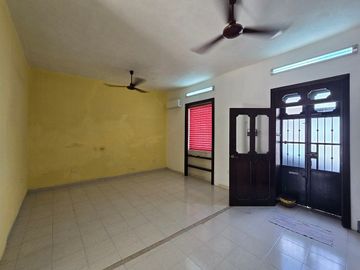 CASA EN VENTA MERIDA, CENTRO CERCA DE PASEO MONTEJO, ENTREGA INMEDIATA.