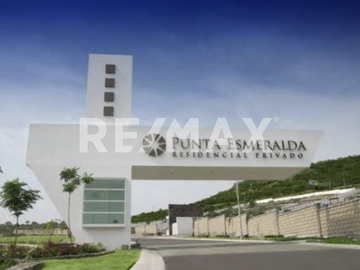 CASA EN VENTA EN PUNTA ESMERALDA