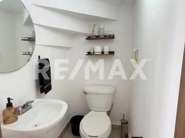 CASA EN VENTA EN PUNTA ESMERALDA