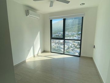 HERMOSO DEPTO. EN  TORRE CANTERA